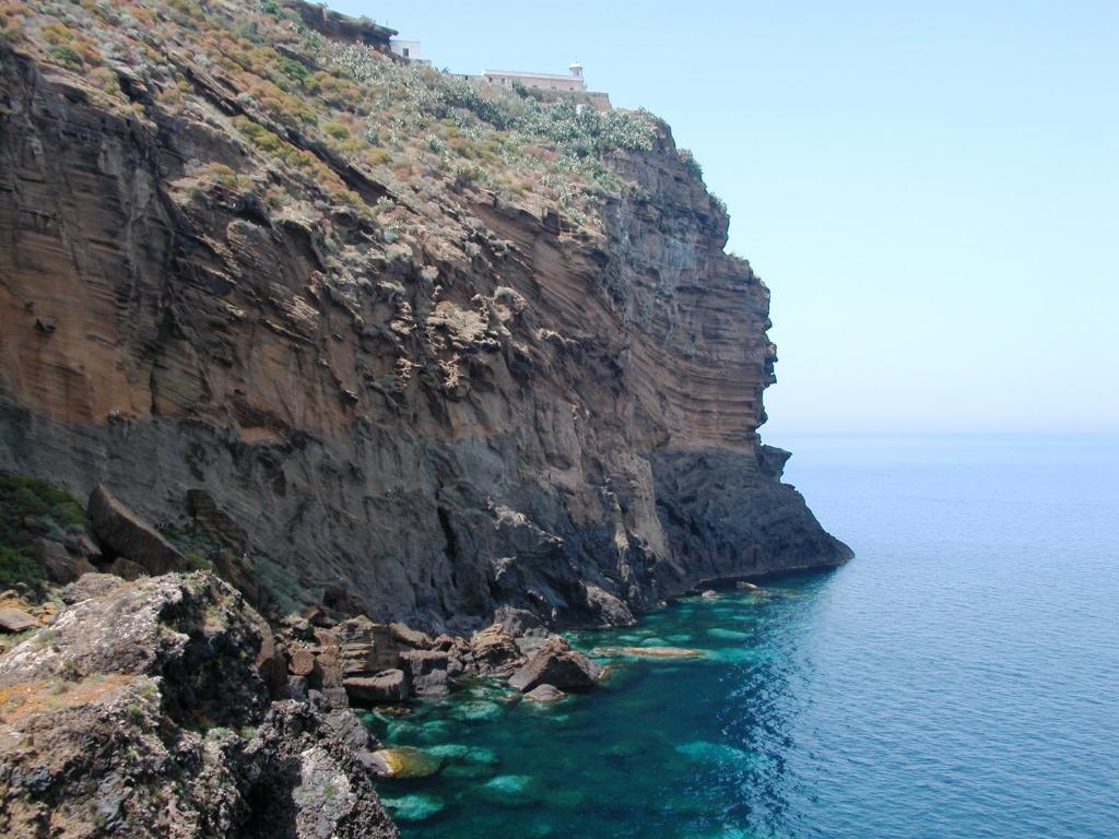 Apartamento Le Terrazze Sul Mare Isola di Ustica Exterior foto